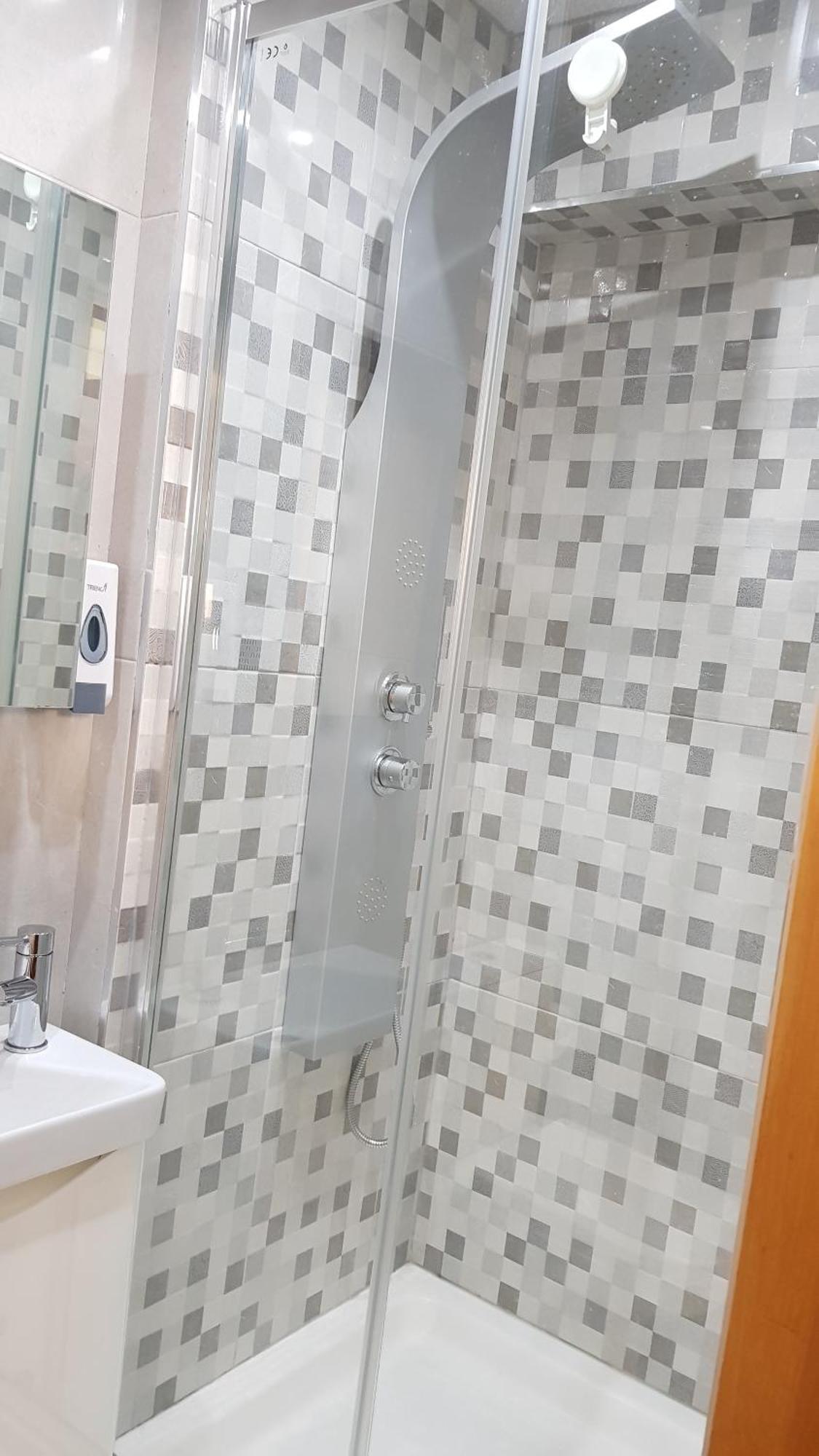 Kunda House Bournbrook Holiday home Birmingham